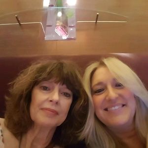 Meet your Posher, Linda